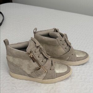 Jennifer Lopez Sneakers